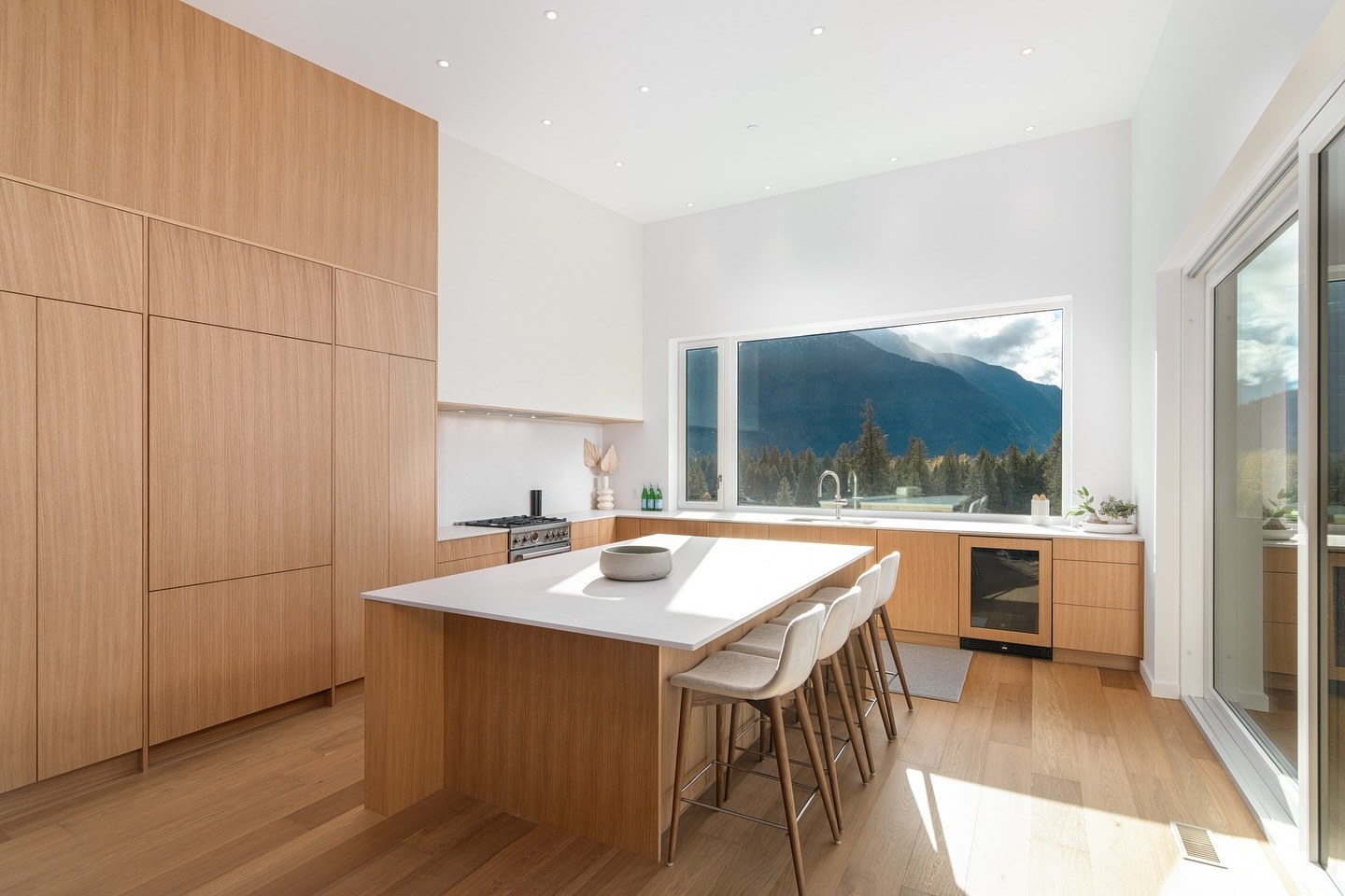 Newlines Contracting · House on the rock #3